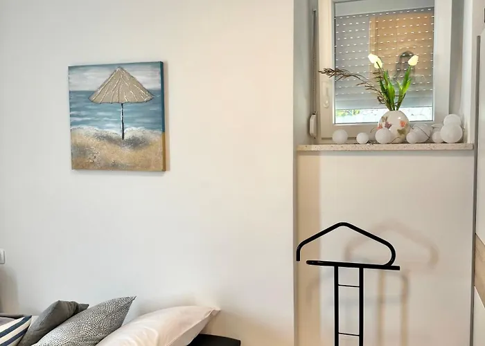 Javor شقة كوسترينا